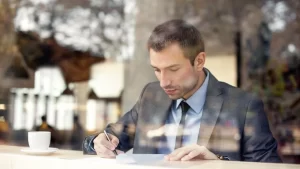 Travel Nursing Job Applications : Resumes that Stand Out!